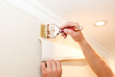 Pose de papier peint à Mézeray — revêtements muraux et toiles de verre